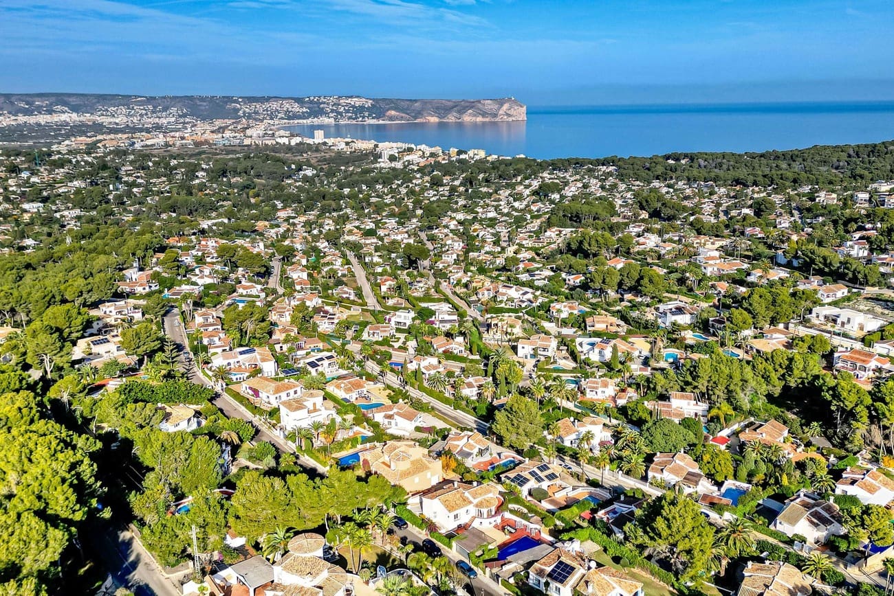 4 soverom Villa til salgs i Javea / Xabia med svømmebasseng garasje - € 875 000 (Ref: 9535133)