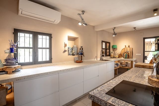 2 quarto Moradia para venda em El Portet - Pla de Mar, Teulada-Moraira com piscina - 680 000 € (Ref: 9536780)