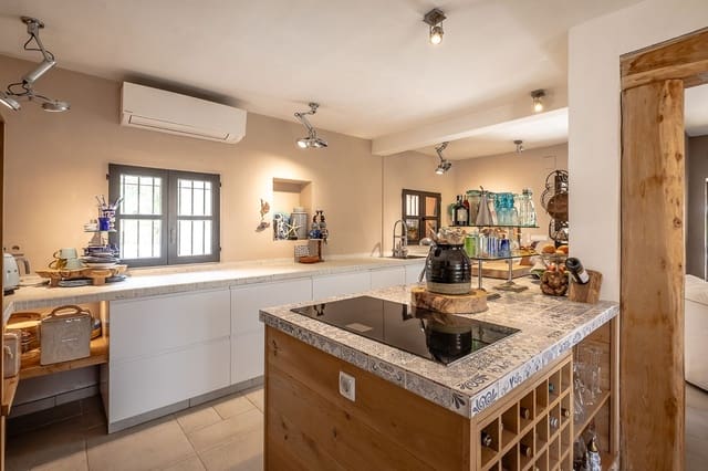 2 quarto Moradia para venda em El Portet - Pla de Mar, Teulada-Moraira com piscina - 680 000 € (Ref: 9536780)