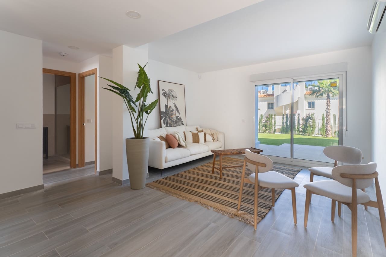 Apartamento de 2 habitaciones en Dénia en venta con piscina garaje - 385.000 € (Ref: 9699114)