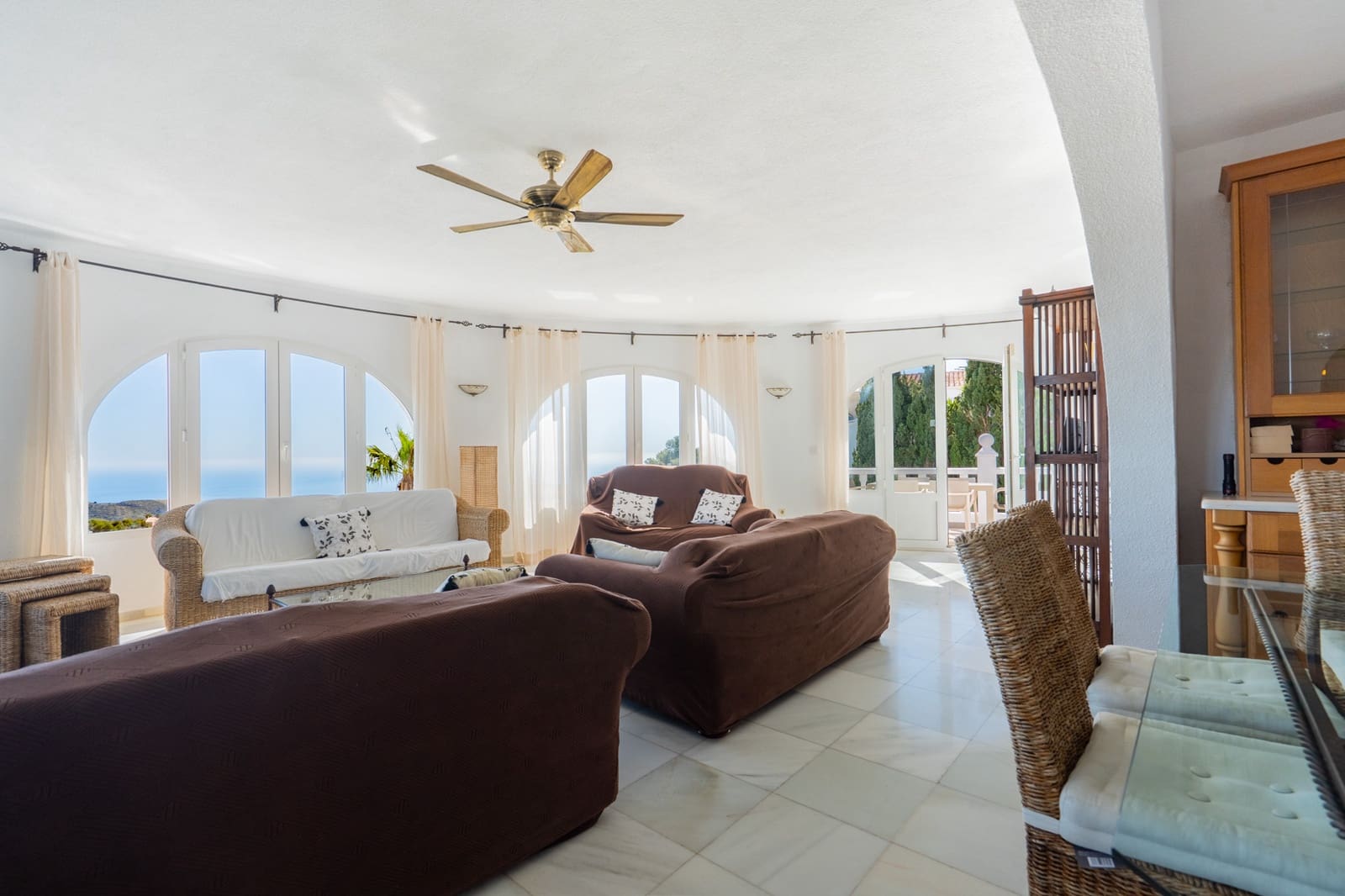 4 bedroom Villa for sale in Benitachell / Benitatxell with pool garage - € 900,000 (Ref: 9715169)