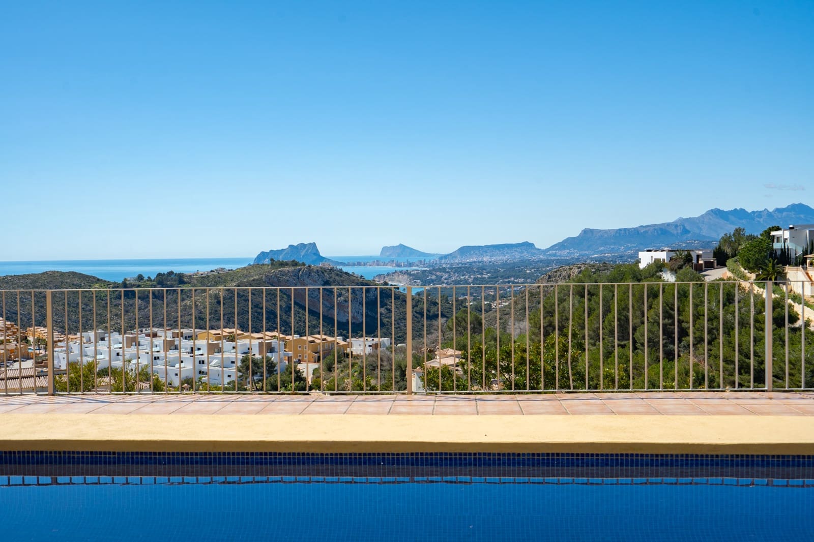 4 bedroom Villa for sale in Benitachell / Benitatxell with pool - € 745,000 (Ref: 9726208)