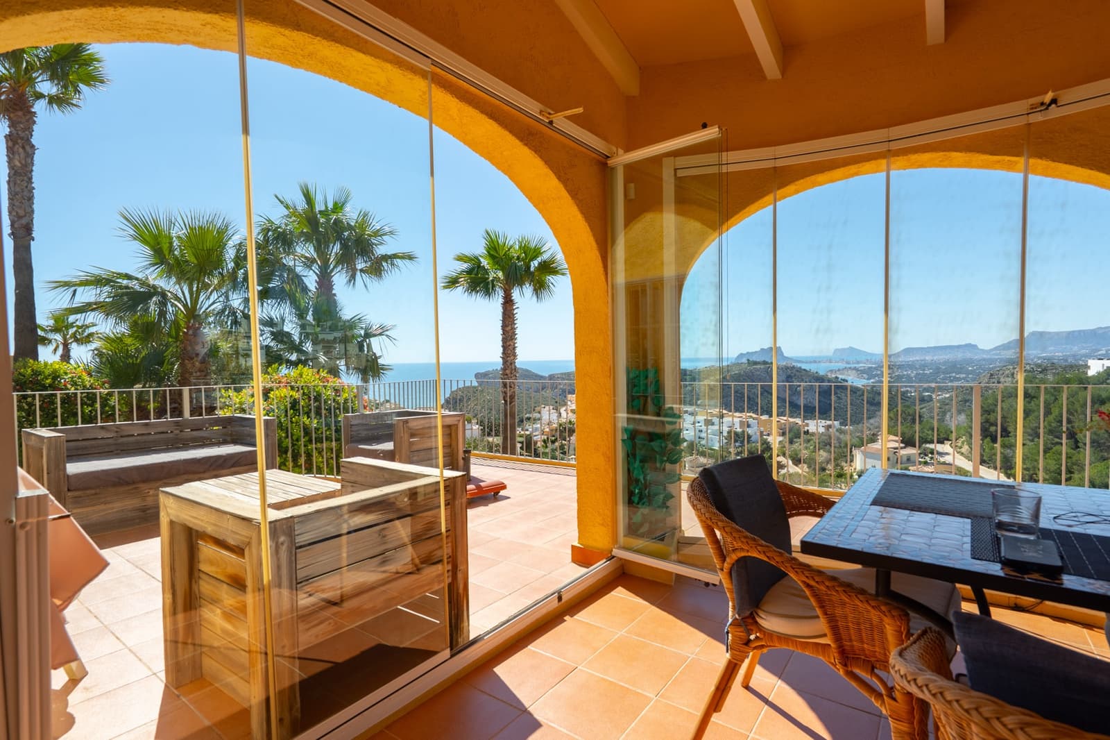 4 bedroom Villa for sale in Benitachell / Benitatxell with pool - € 745,000 (Ref: 9726208)