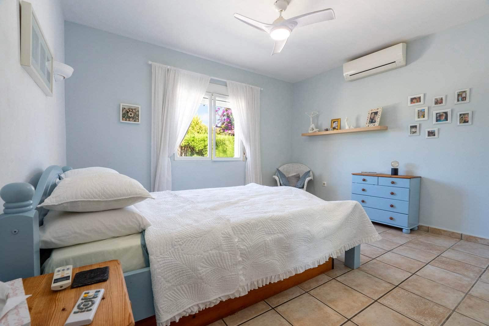 3 bedroom Villa for sale in Javea / Xabia with pool - € 765,000 (Ref: 9761022)