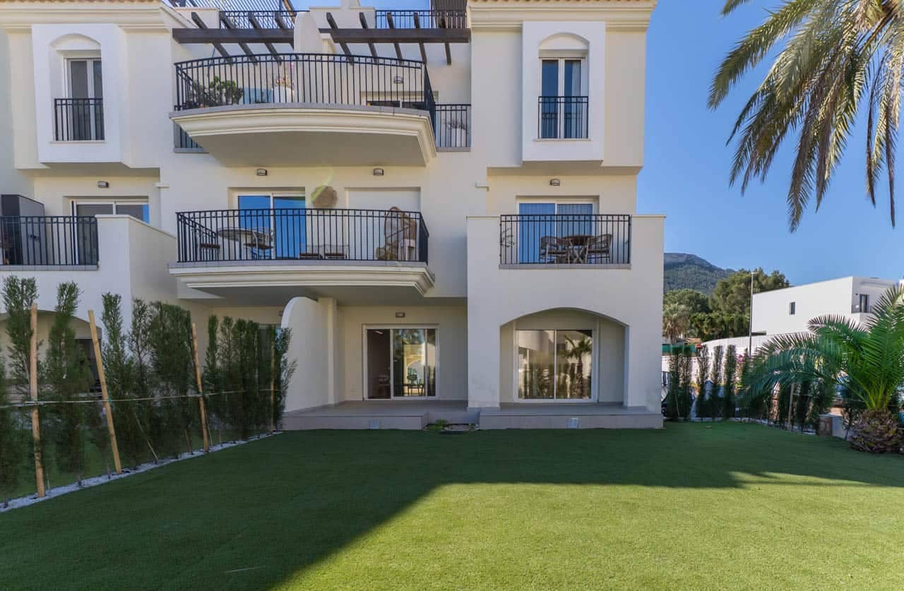 2 sovrum Lägenhet till salu i Denia med pool - 385 000 € (Ref: 9761023)