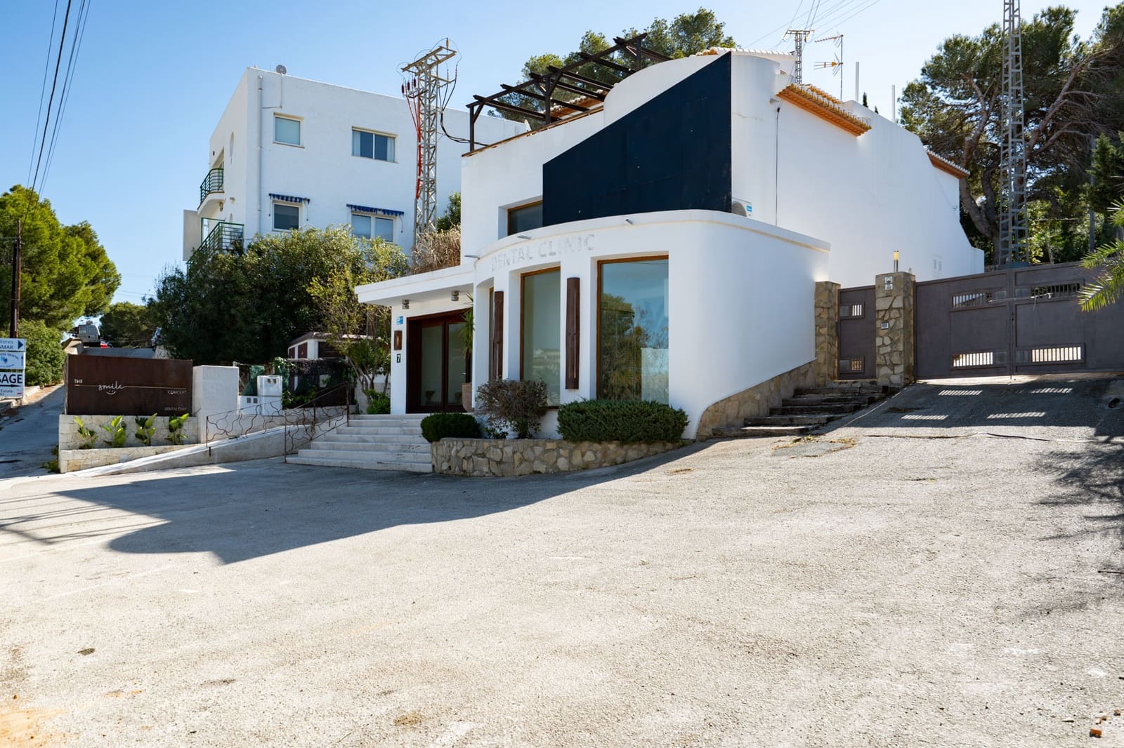 Local Comercial de 3 habitaciones en Benissa en venta con piscina - 1.000.000 € (Ref: 9761024)