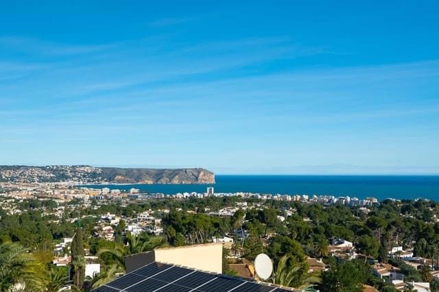 4 slaapkamer Villa te koop in Cap Martí - El Tossalet - Pinomar, Javea / Xàbia met zwembad garage - € 1.550.000 (Ref: 9761036)