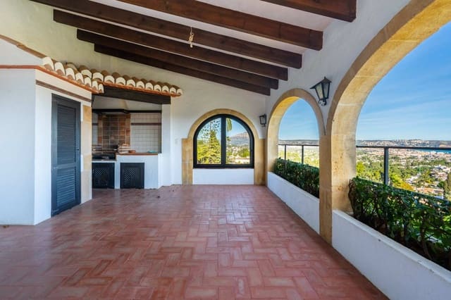 4 slaapkamer Villa te koop in Cap Martí - El Tossalet - Pinomar, Javea / Xàbia met zwembad garage - € 1.550.000 (Ref: 9761036)