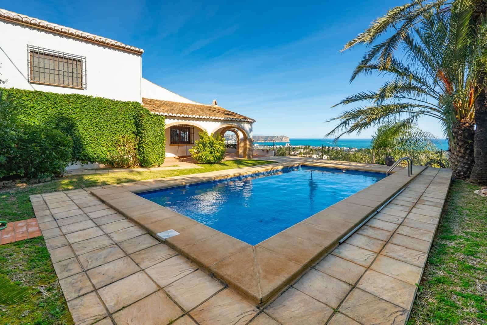 4 slaapkamer Villa te koop in Javea / Xabia met zwembad garage - € 1.550.000 (Ref: 9761036)