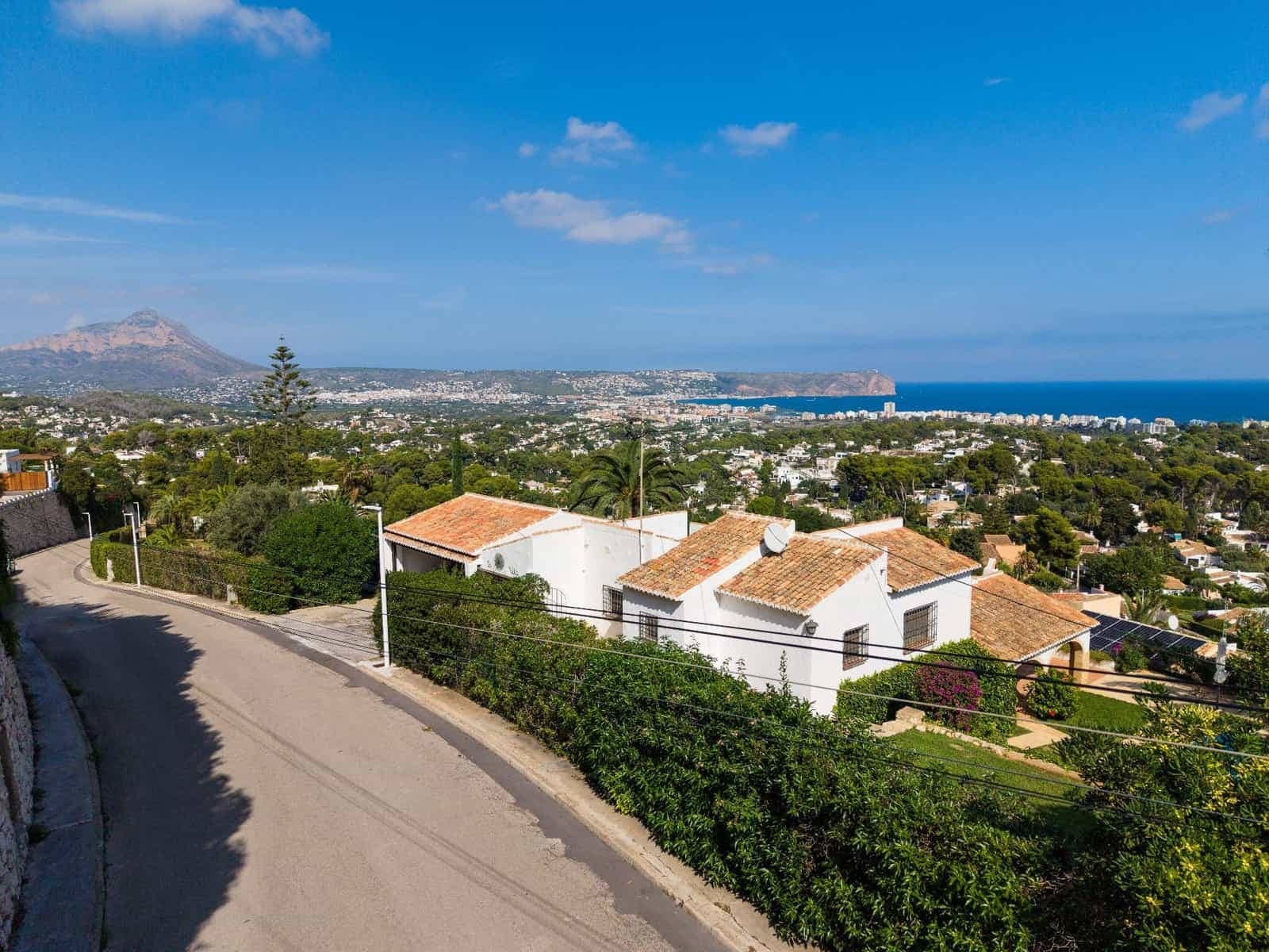 4 slaapkamer Villa te koop in Javea / Xabia met zwembad garage - € 1.550.000 (Ref: 9761036)