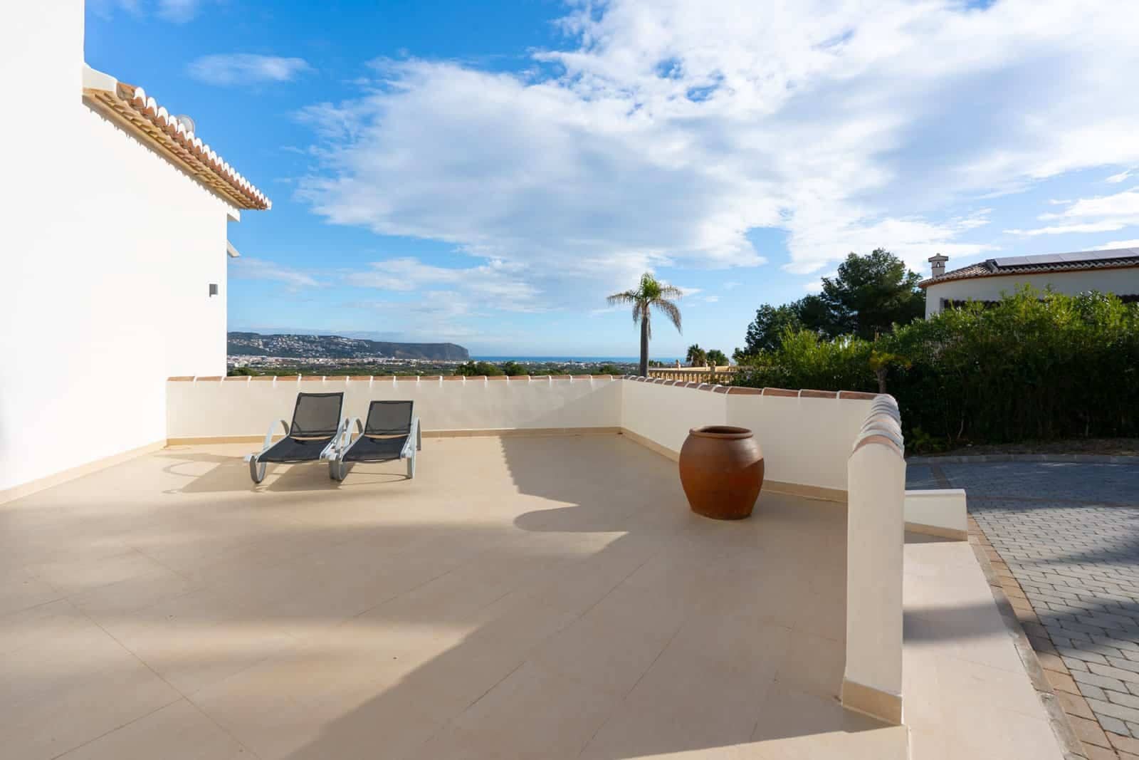 4 sypialnia Willa na sprzedaż w Javea / Xabia z basenem garażem - 1 795 000 € (Ref: 9761038)