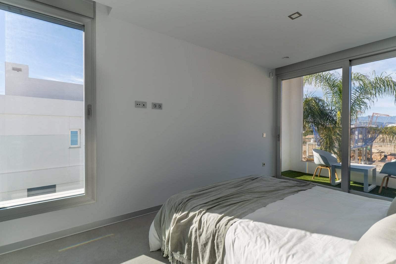 3 soverom Villa til salgs i Finestrat med svømmebasseng - € 790 000 (Ref: 9761056)