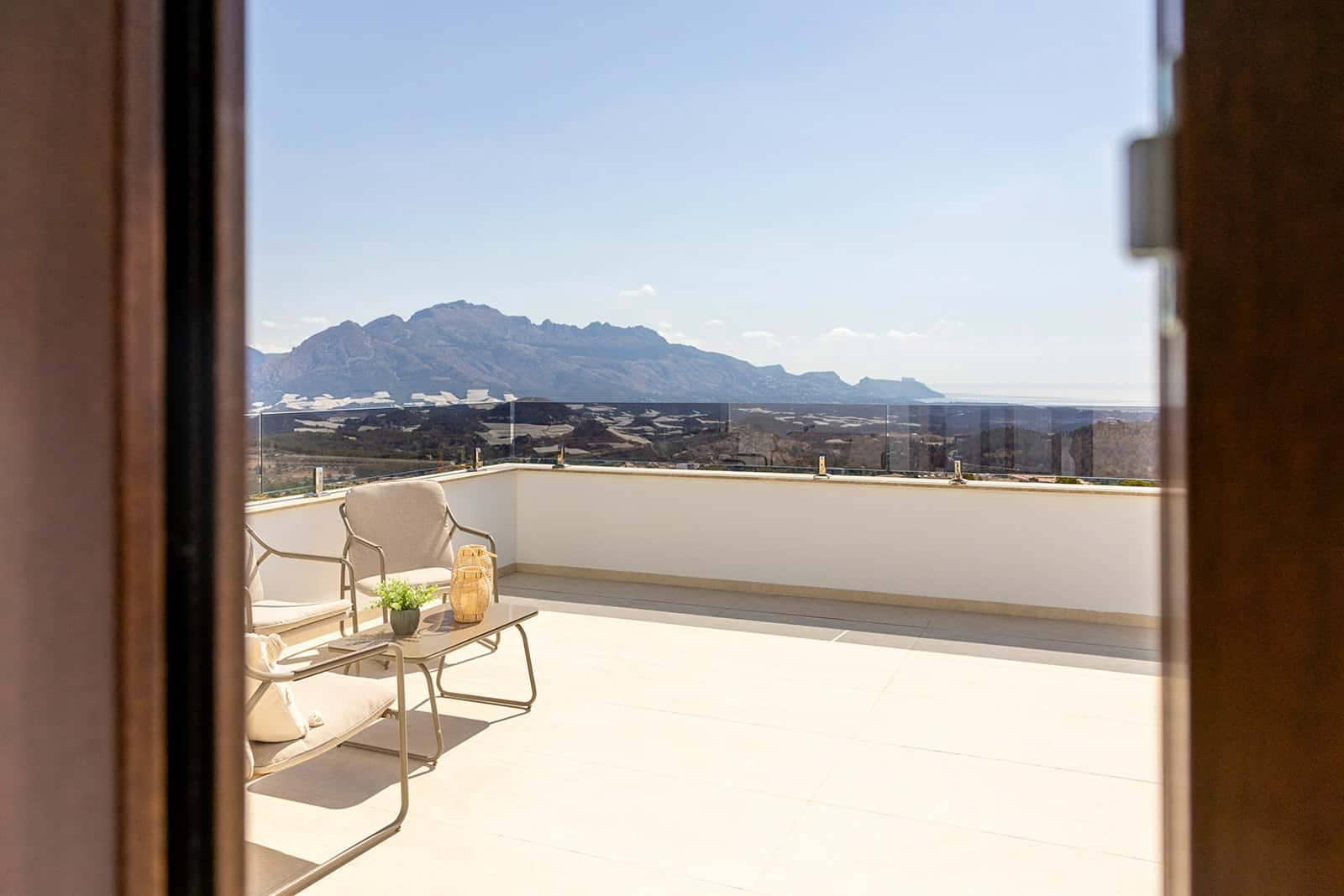 3 soveværelse Villa til salg i Polop med swimmingpool - € 759.000 (Ref: 9761057)