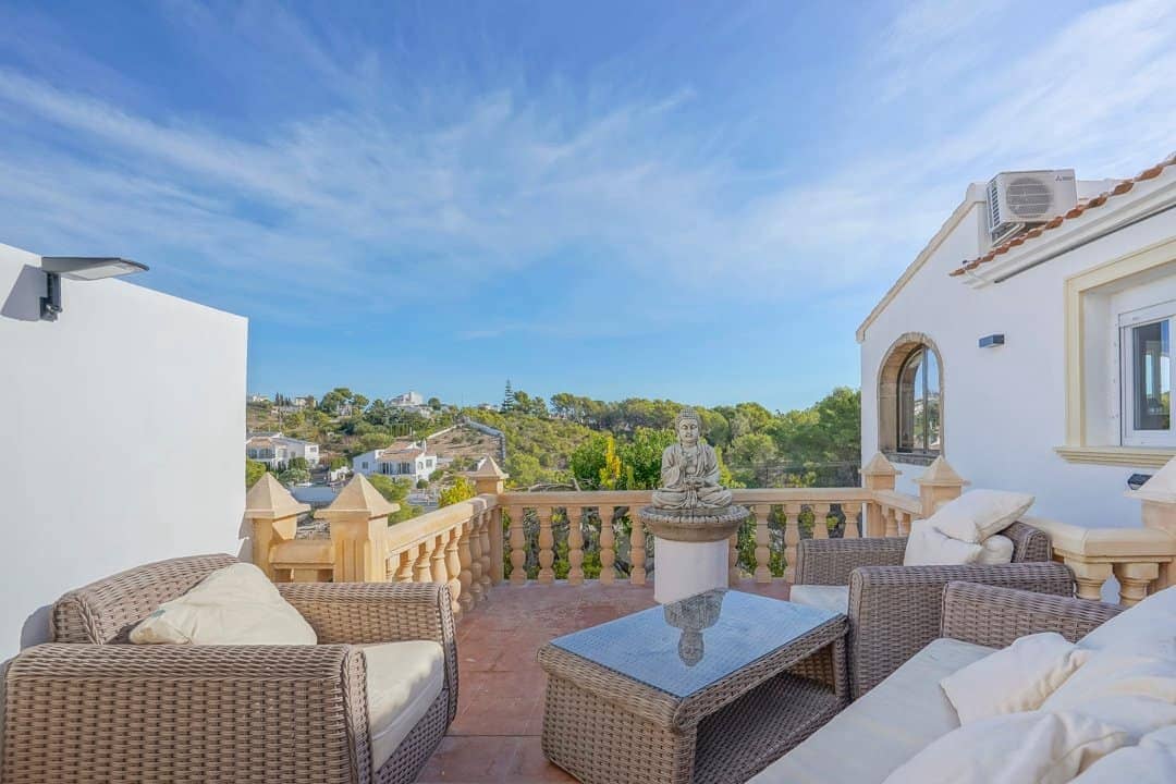 5 slaapkamer Villa te koop in Pinosol met garage - € 690.000 (Ref: 9761063)