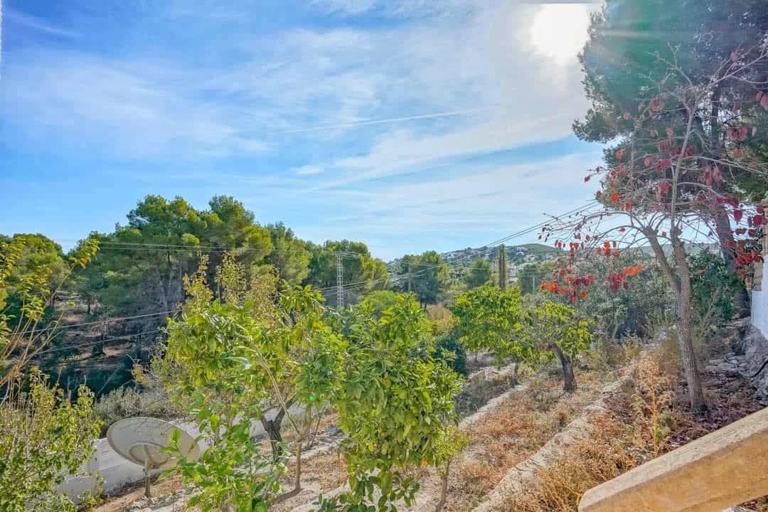 5 slaapkamer Villa te koop in Pinosol met garage - € 690.000 (Ref: 9761063)