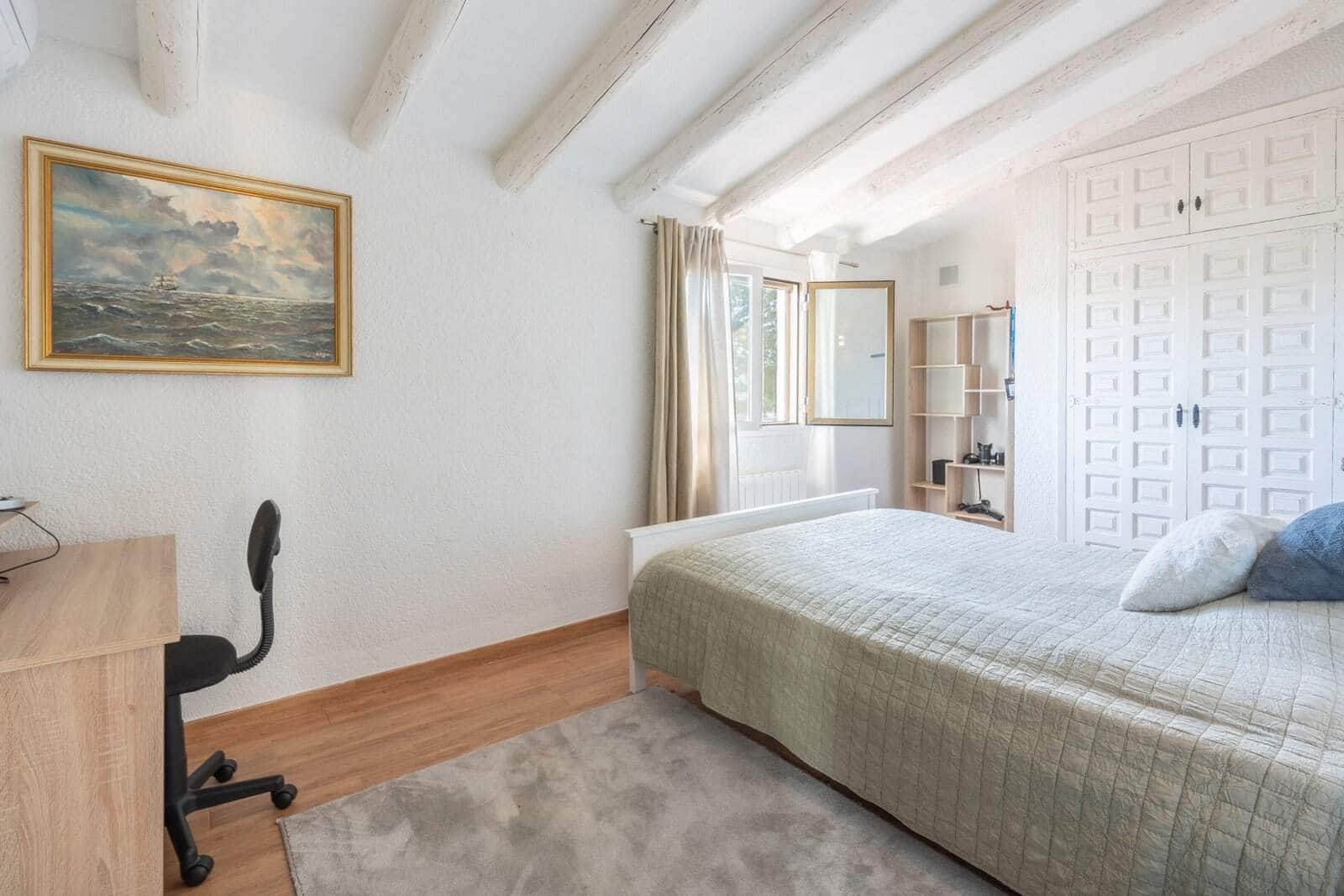 5 slaapkamer Villa te koop in Pinosol met garage - € 690.000 (Ref: 9761063)