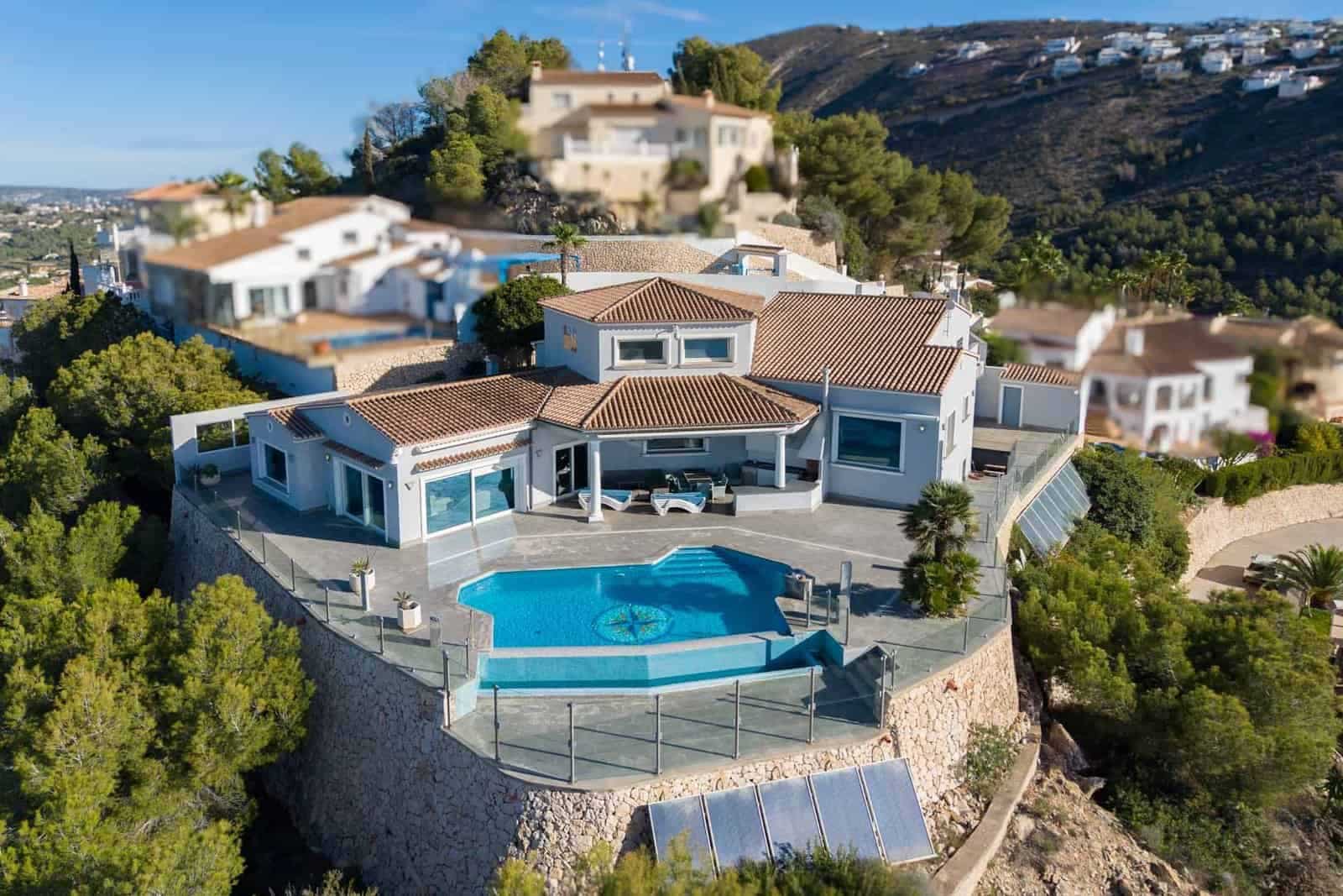 4 soverom Villa til salgs i Moraira med svømmebasseng garasje - € 1 990 000 (Ref: 9761067)