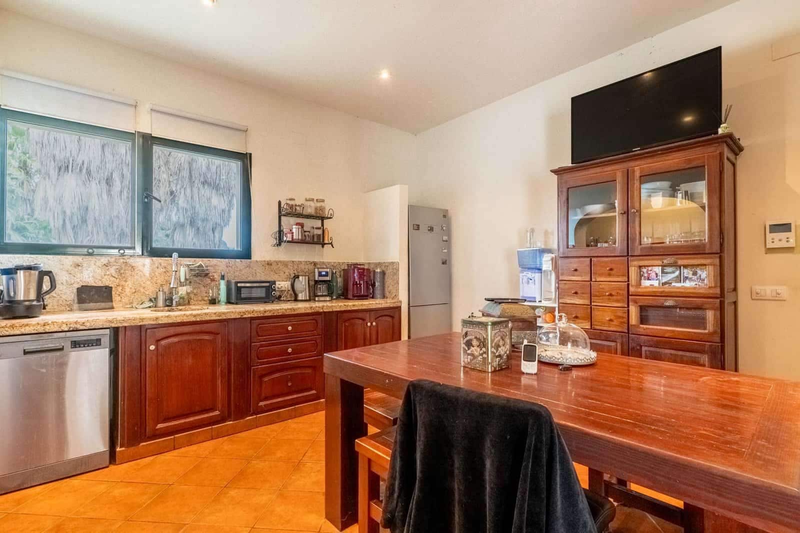 5 soverom Villa til salgs i Ondara med svømmebasseng garasje - € 1 490 000 (Ref: 9761070)