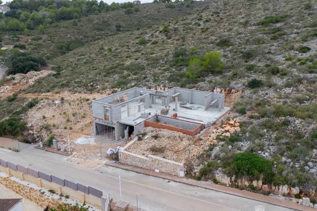 3 sypialnia Willa na sprzedaż w Benitachell / Benitatxell z basenem garażem - 895 000 € (Ref: 9761072)