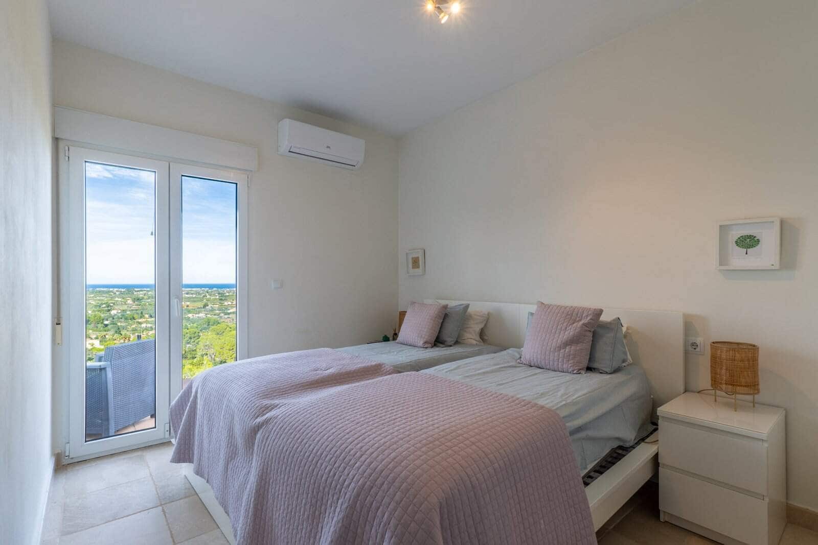 3 soverom Villa til salgs i La Sella med svømmebasseng garasje - € 795 000 (Ref: 9761073)