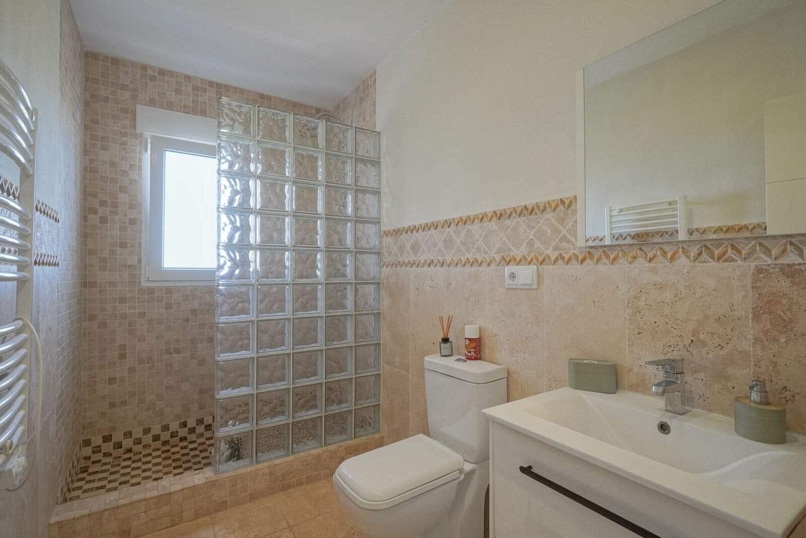 3 soverom Villa til salgs i La Sella med svømmebasseng garasje - € 795 000 (Ref: 9761073)