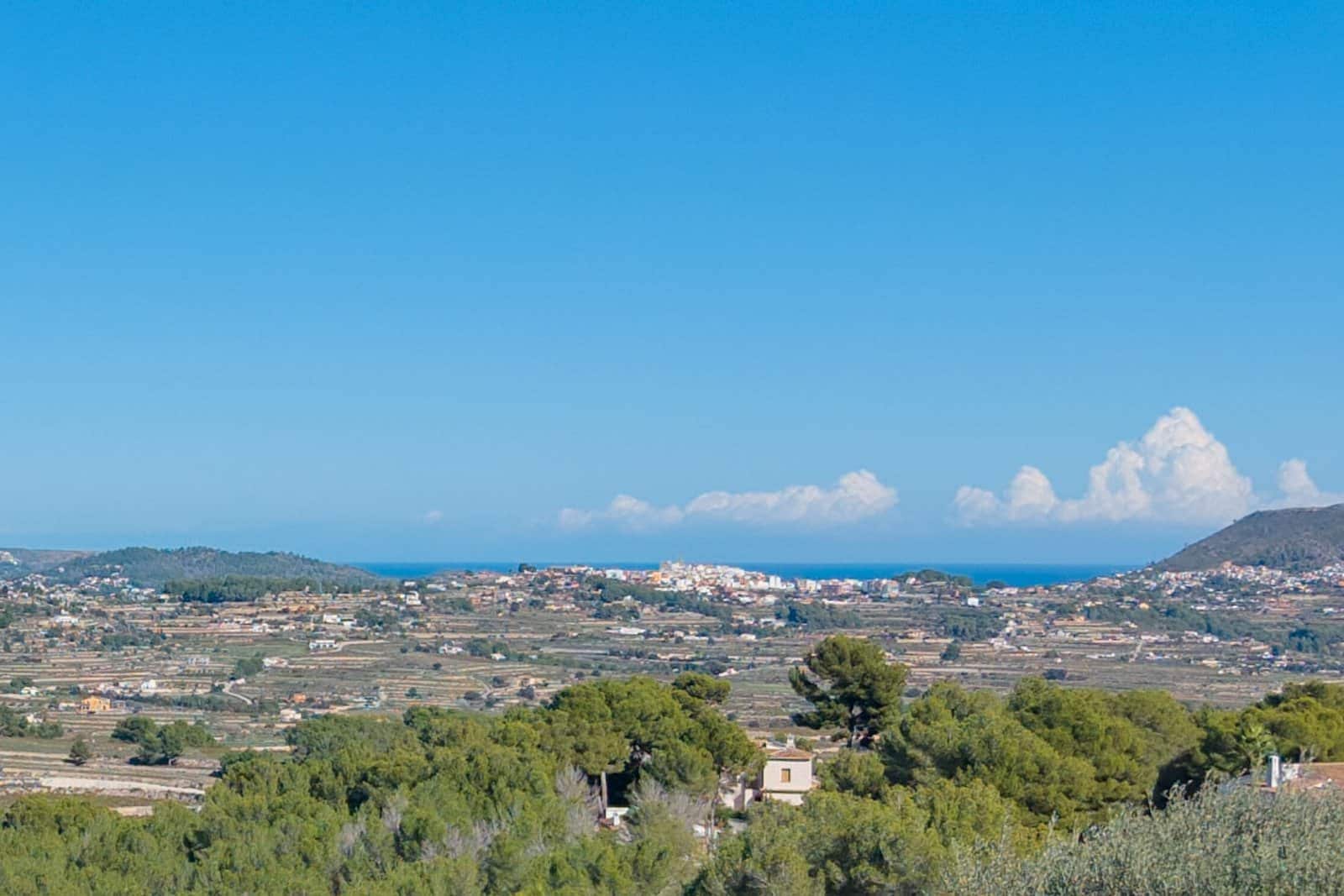 Grunde uden byggetilladelser til salg i Moraira - € 350.000 (Ref: 9761077)