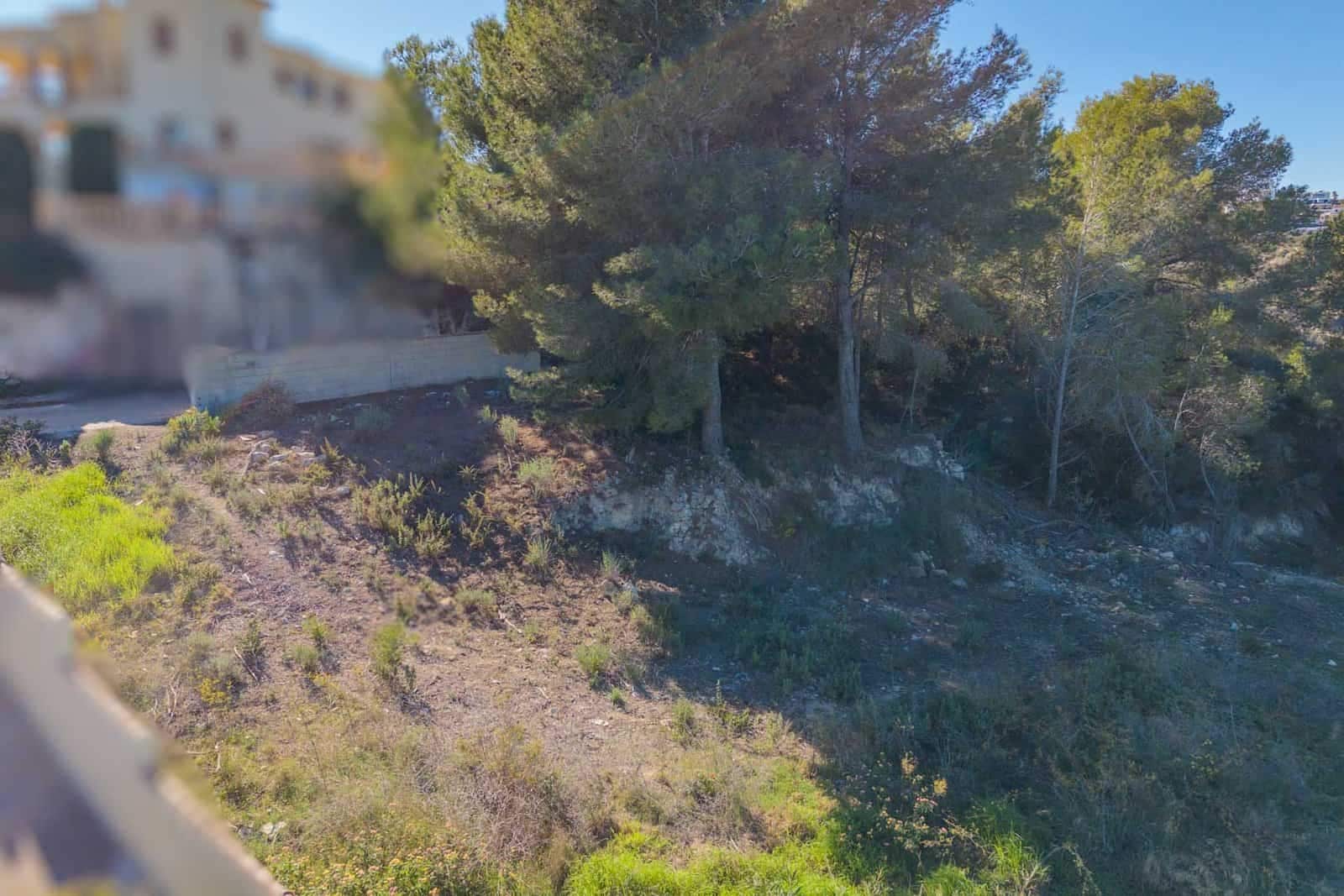 Grunde uden byggetilladelser til salg i Moraira - € 350.000 (Ref: 9761077)