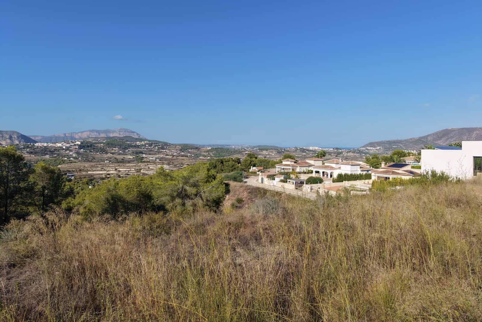 Grunde uden byggetilladelser til salg i Moraira - € 350.000 (Ref: 9761079)