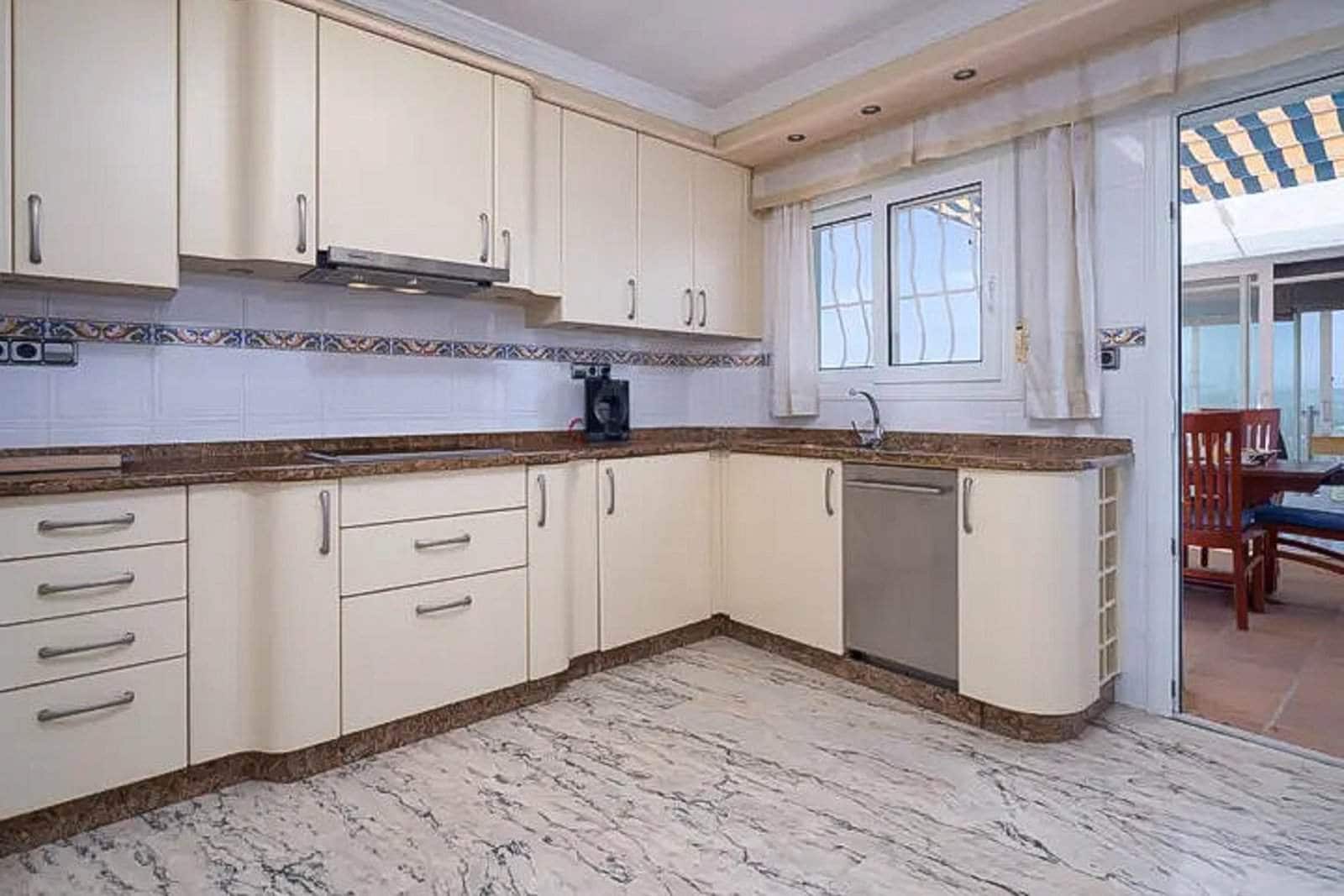 3 soverom Villa til salgs i Moraira med svømmebasseng - € 990 000 (Ref: 9761080)