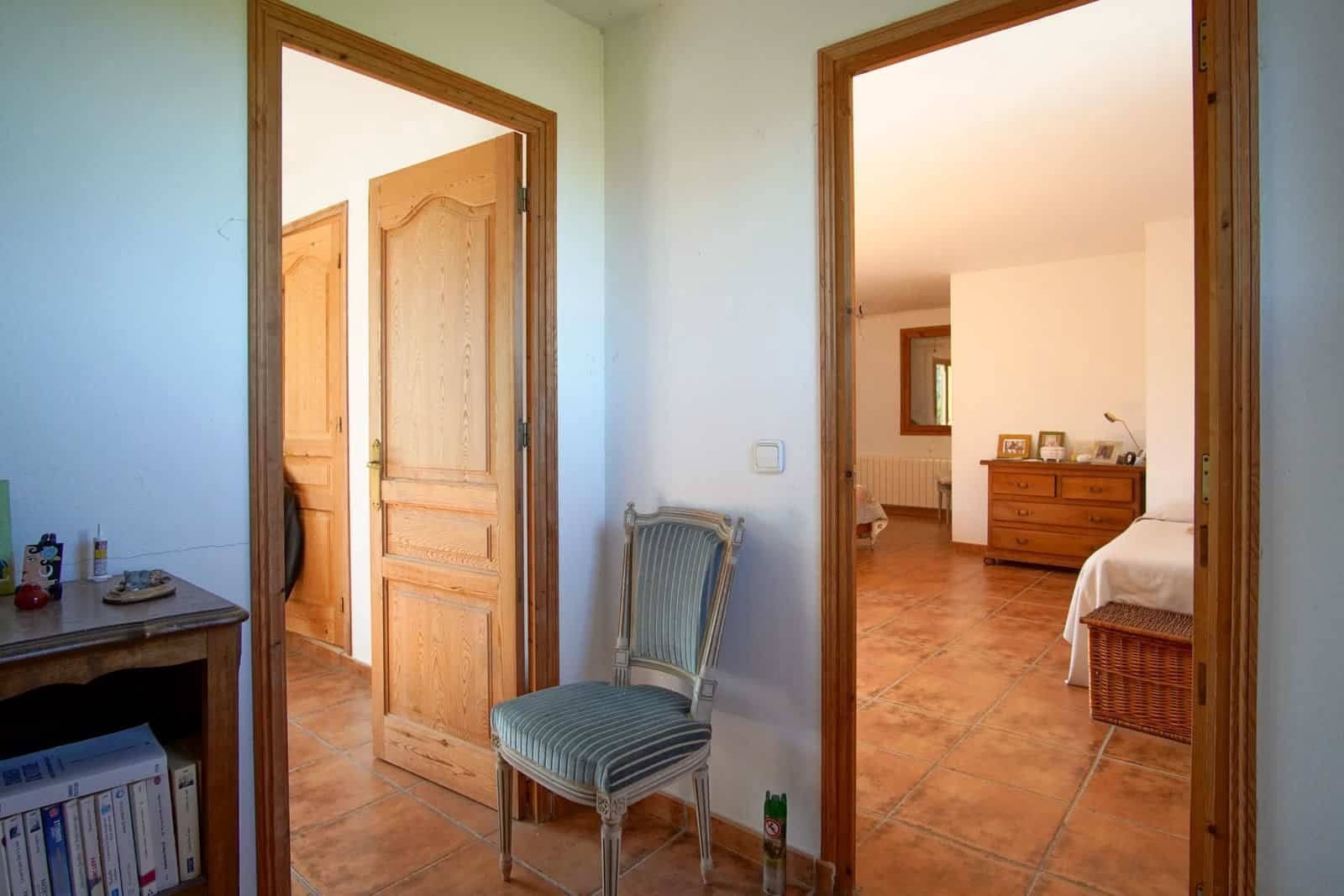 Chalet de 6 habitaciones en Pedreguer en venta con piscina garaje - 732.000 € (Ref: 9761085)