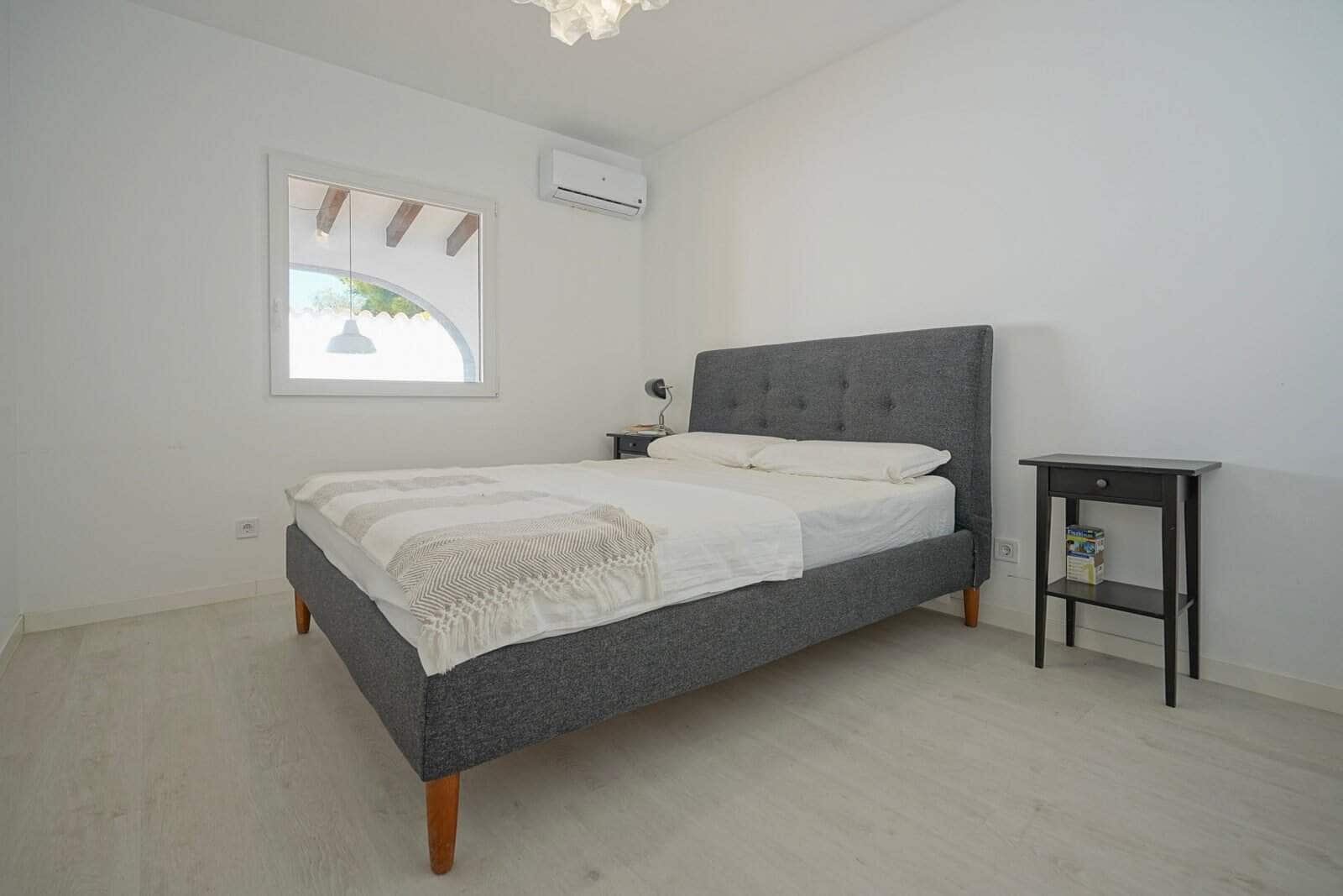 Chalet de 5 habitaciones en Calpe / Calp en venta con piscina - 729.000 € (Ref: 9761087)