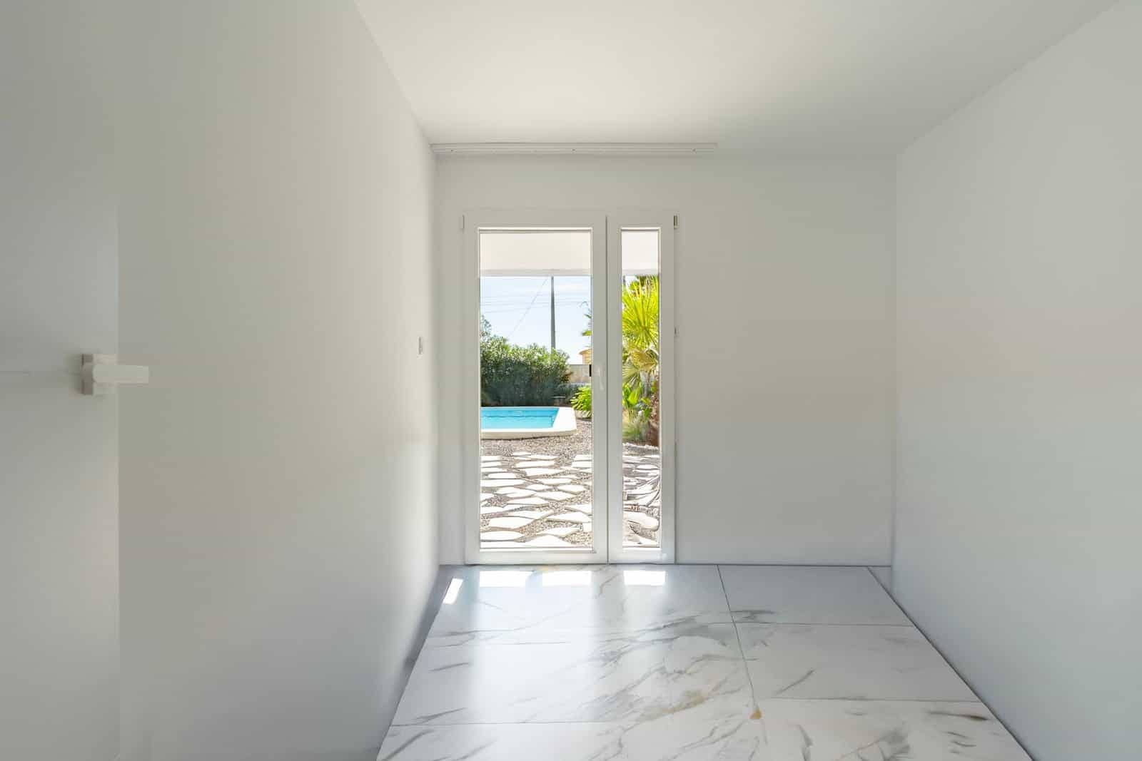 Chalet de 5 habitaciones en Calpe / Calp en venta con piscina - 729.000 € (Ref: 9761087)