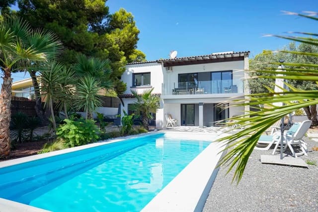 Chalet de 5 habitaciones en Gargasindi, Calpe / Calp en venta con piscina - 729.000 € (Ref: 9761087)