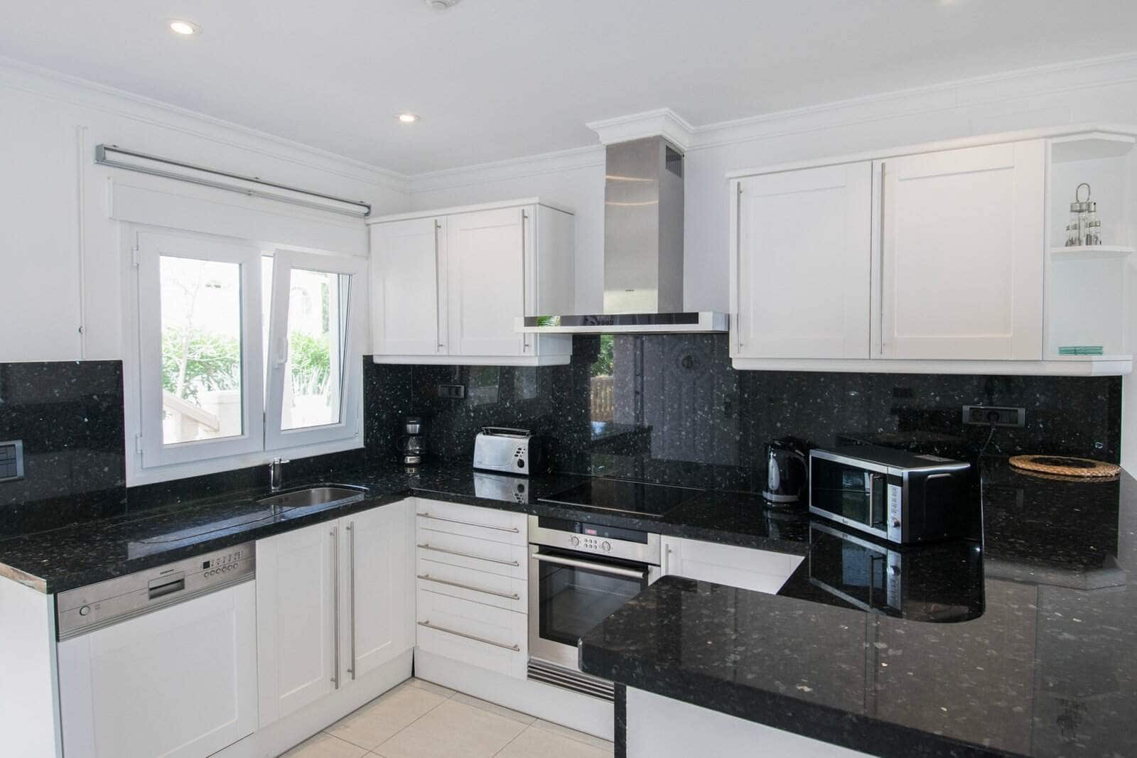 1 soveværelse Lejlighed til salg i Benissa med swimmingpool - € 330.000 (Ref: 9761098)