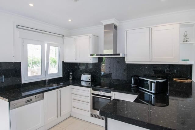 1 soveværelse Lejlighed til salg i Benissa med swimmingpool - € 330.000 (Ref: 9761098)