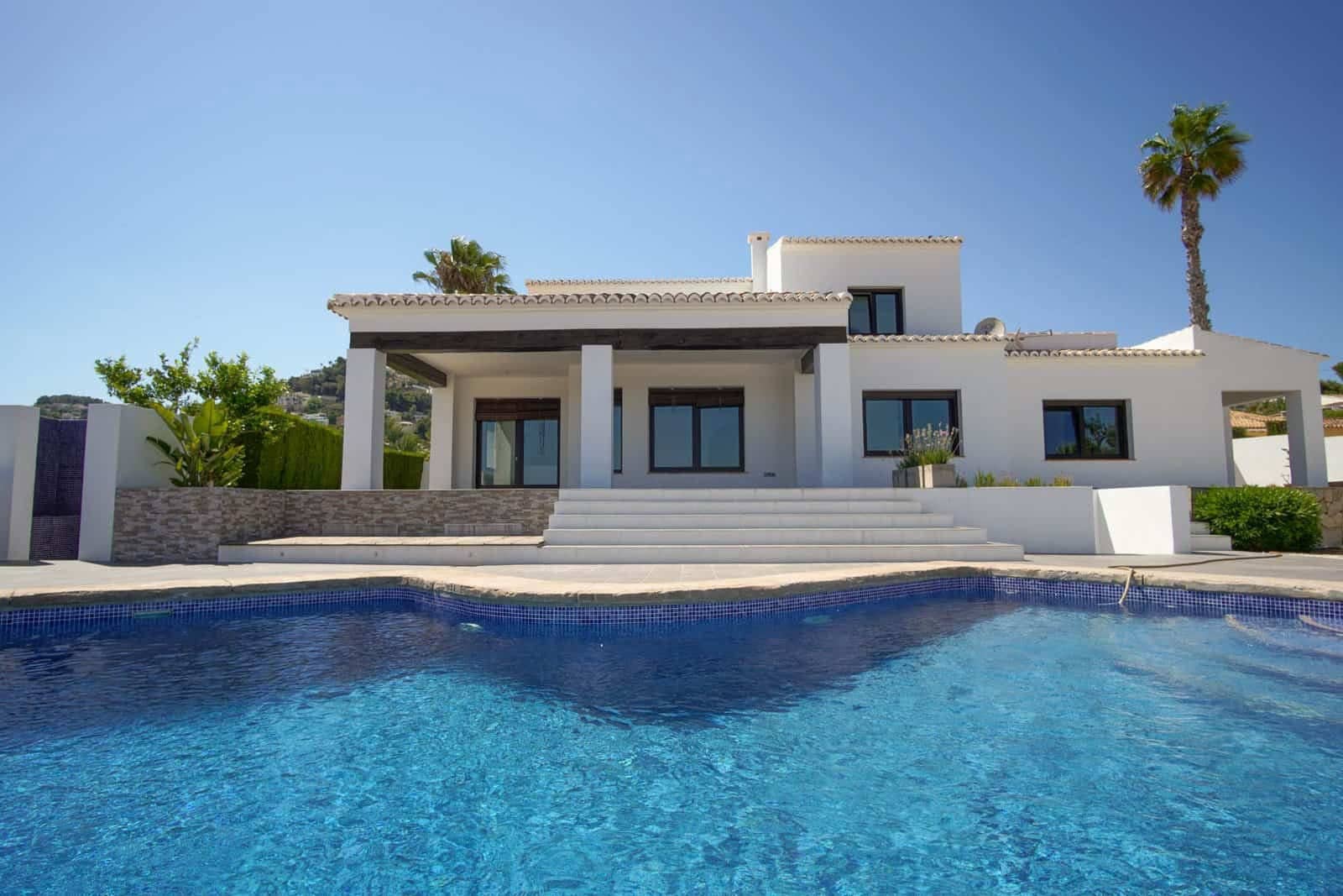3 soveværelse Villa til salg i Moraira med swimmingpool - € 1.440.000 (Ref: 9761105)