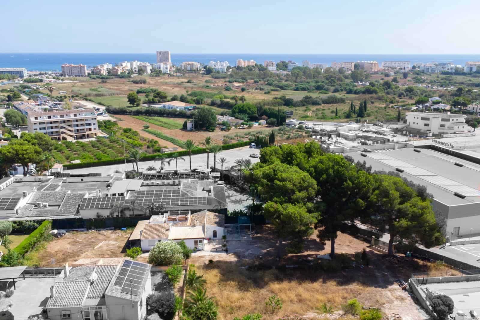 Grunde uden byggetilladelser til salg i Adsubia - € 850.000 (Ref: 9761106)