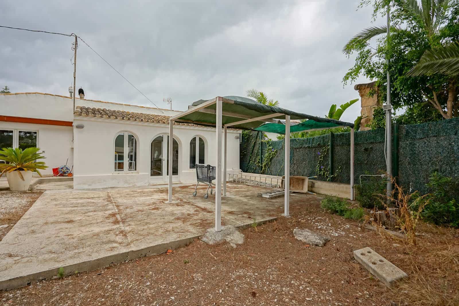 Grunde uden byggetilladelser til salg i Adsubia - € 850.000 (Ref: 9761106)