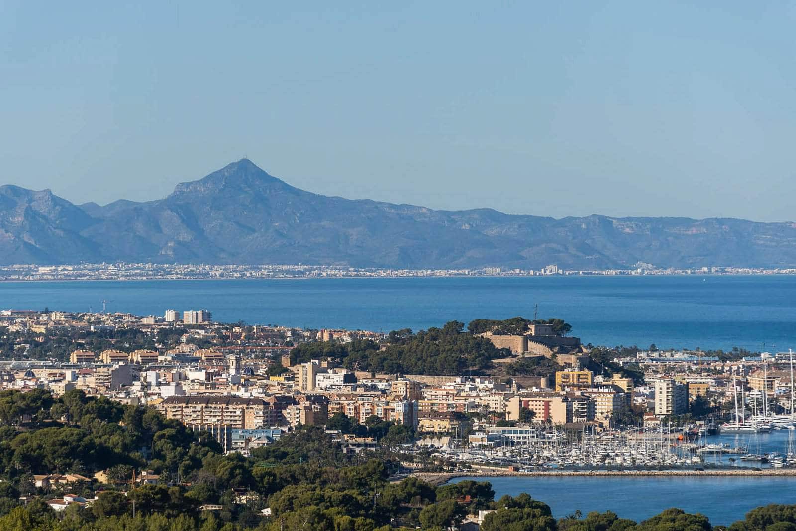 4 Zimmer Villa zu verkaufen in Denia mit Pool - 1.890.000 € (Ref: 9761110)