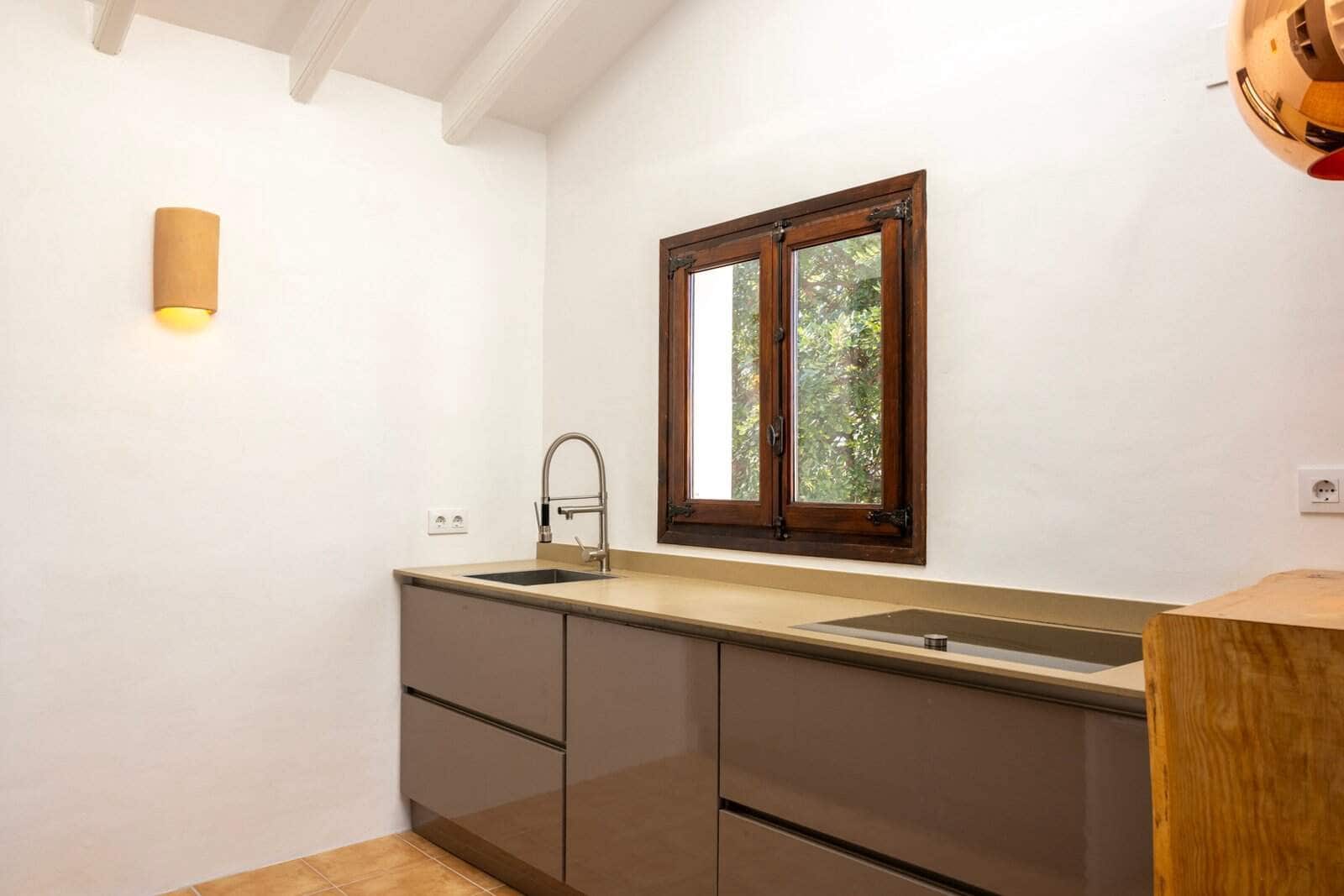 4 sypialnia Willa na sprzedaż w Javea / Xabia z basenem - 790 000 € (Ref: 9761116)