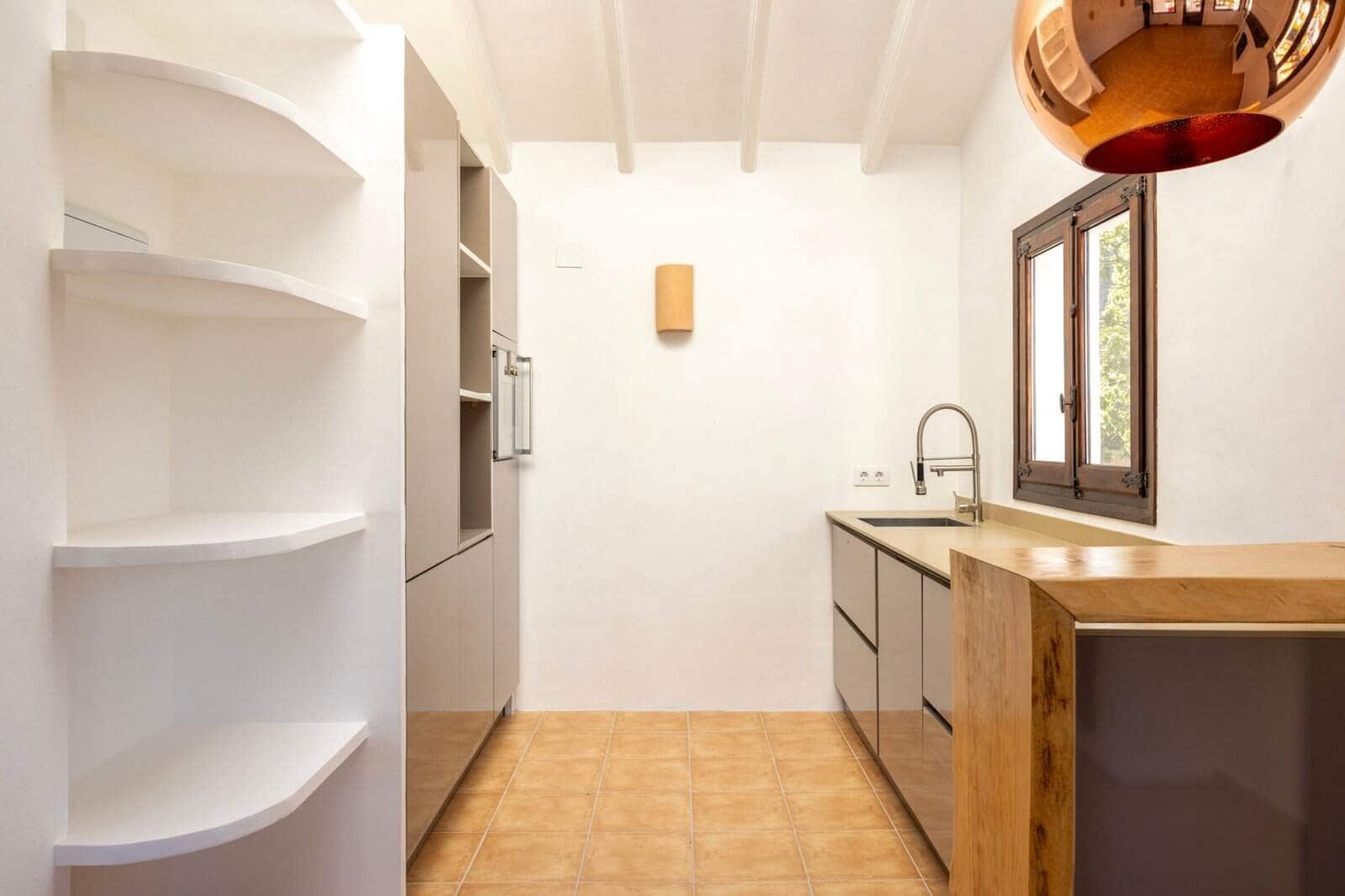 4 sypialnia Willa na sprzedaż w Javea / Xabia z basenem - 790 000 € (Ref: 9761116)