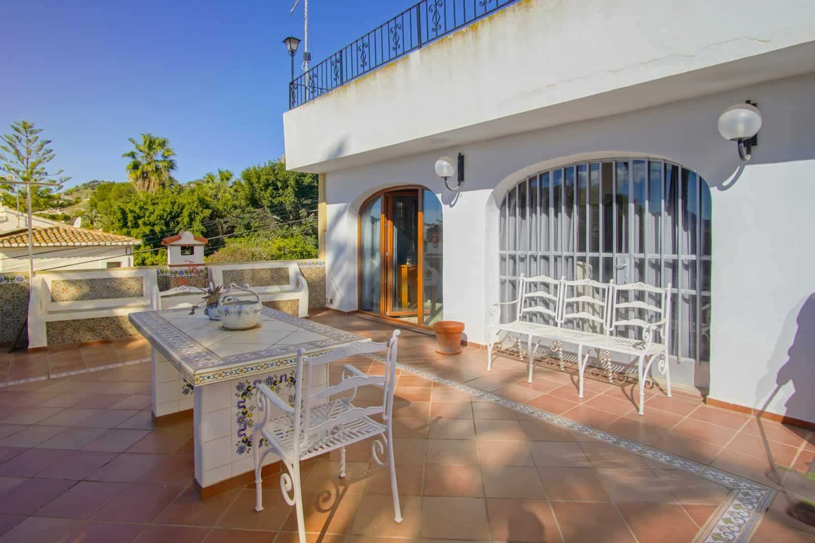 7 soveværelse Villa til salg i Javea / Xabia med swimmingpool garage - € 750.000 (Ref: 9761125)
