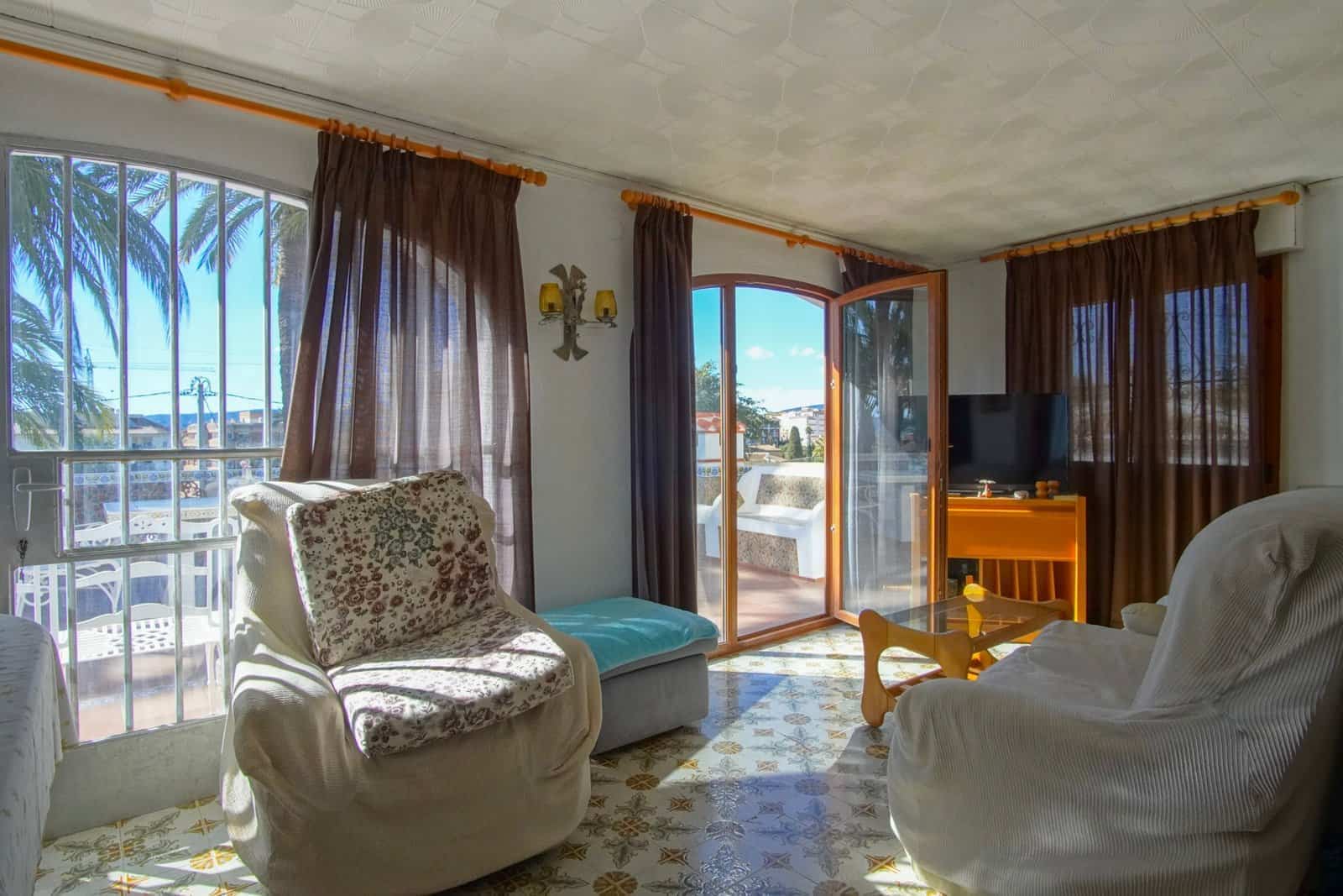 7 soveværelse Villa til salg i Javea / Xabia med swimmingpool garage - € 750.000 (Ref: 9761125)