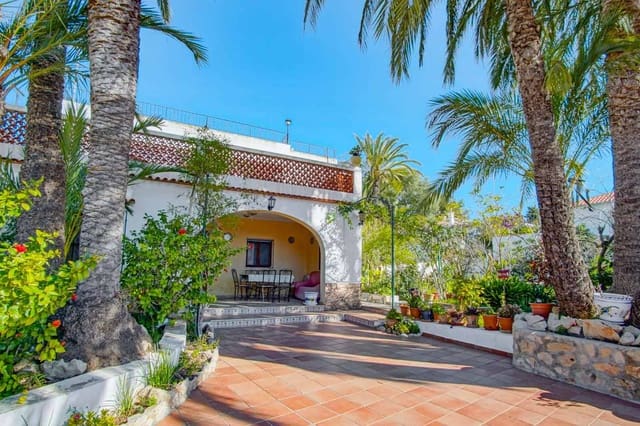 7 soveværelse Villa til salg i Centro ciudad, Javea / Xàbia med swimmingpool garage - € 750.000 (Ref: 9761125)