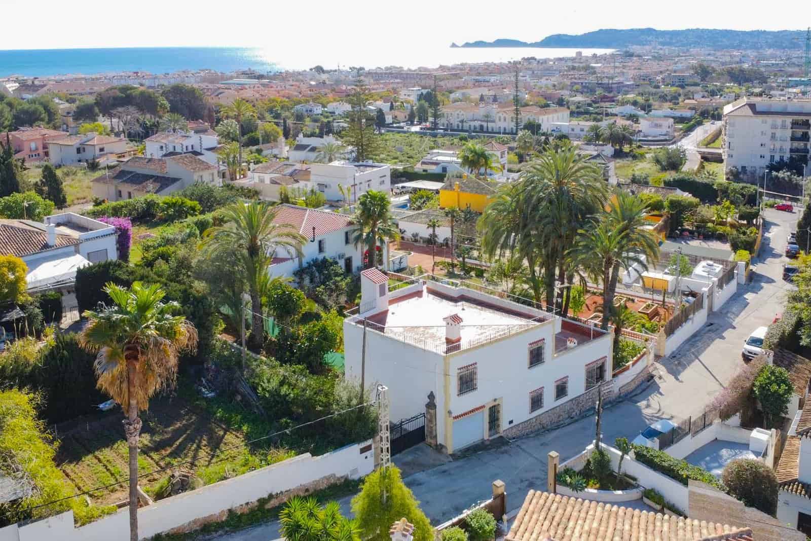 7 soveværelse Villa til salg i Javea / Xabia med swimmingpool garage - € 750.000 (Ref: 9761125)
