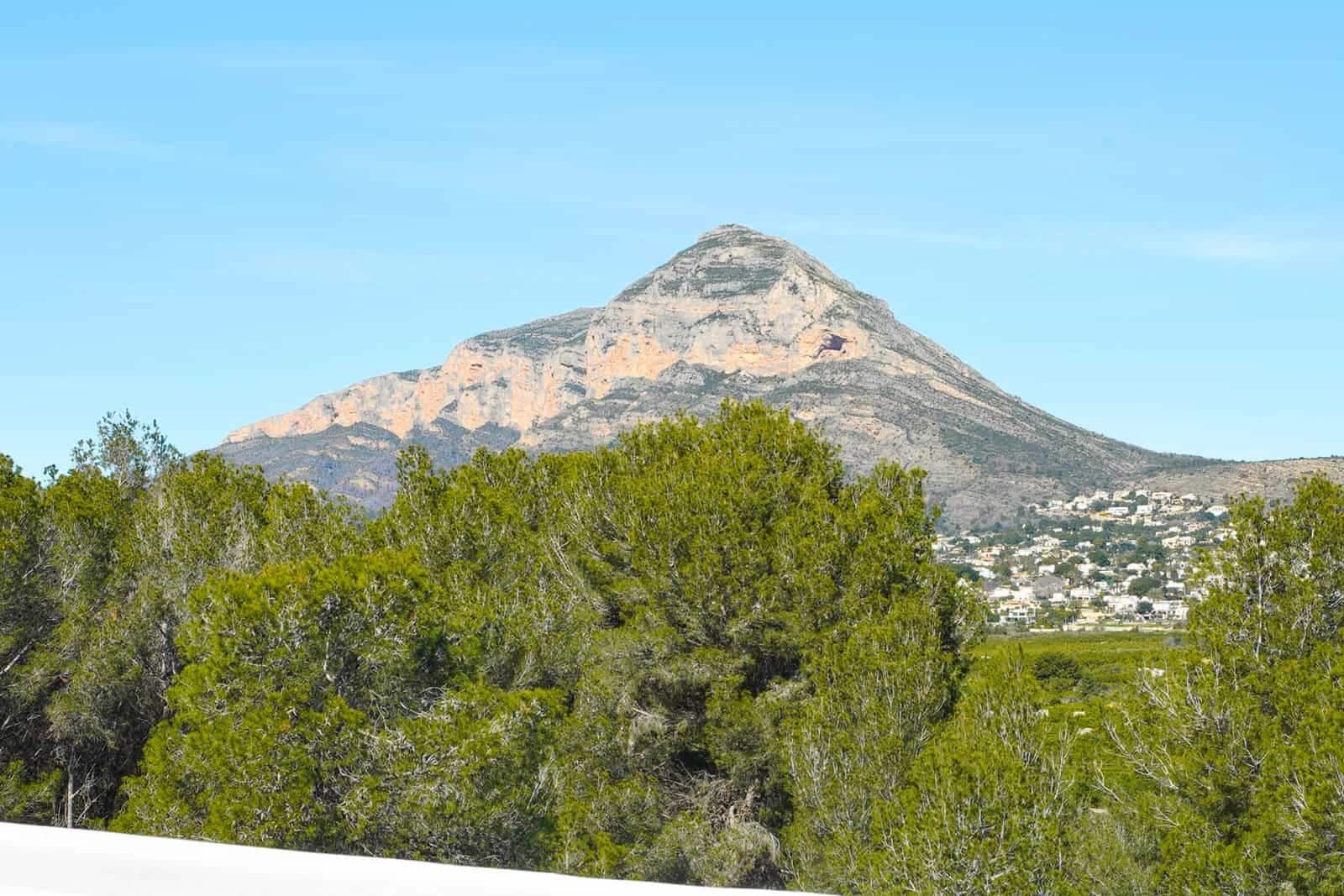 3 sypialnia Willa na sprzedaż w Javea / Xabia z basenem - 1 095 000 € (Ref: 9761128)