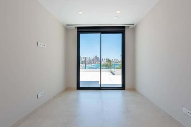 3 soveværelse Lejlighed til salg i Benidorm med swimmingpool garage - € 1.650.000 (Ref: 9761133)