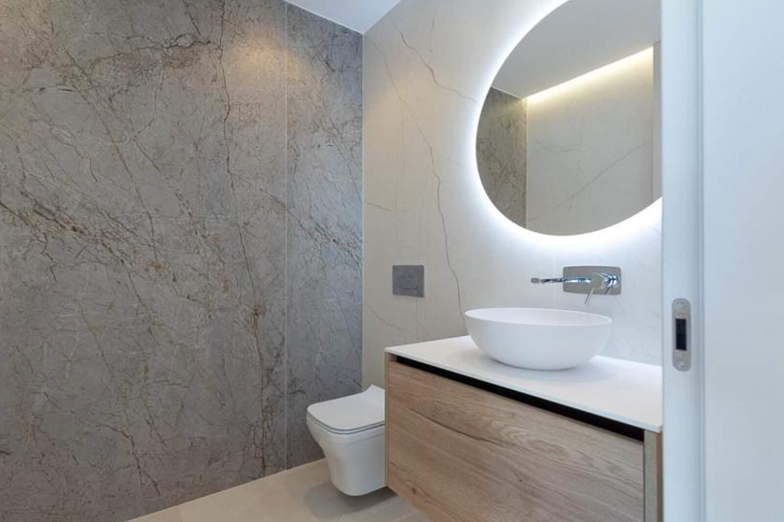 3 bedroom Apartment for sale in Benidorm with pool garage - € 1,650,000 (Ref: 9761133)