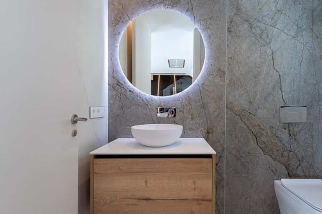 3 soveværelse Lejlighed til salg i Benidorm med swimmingpool garage - € 1.650.000 (Ref: 9761133)