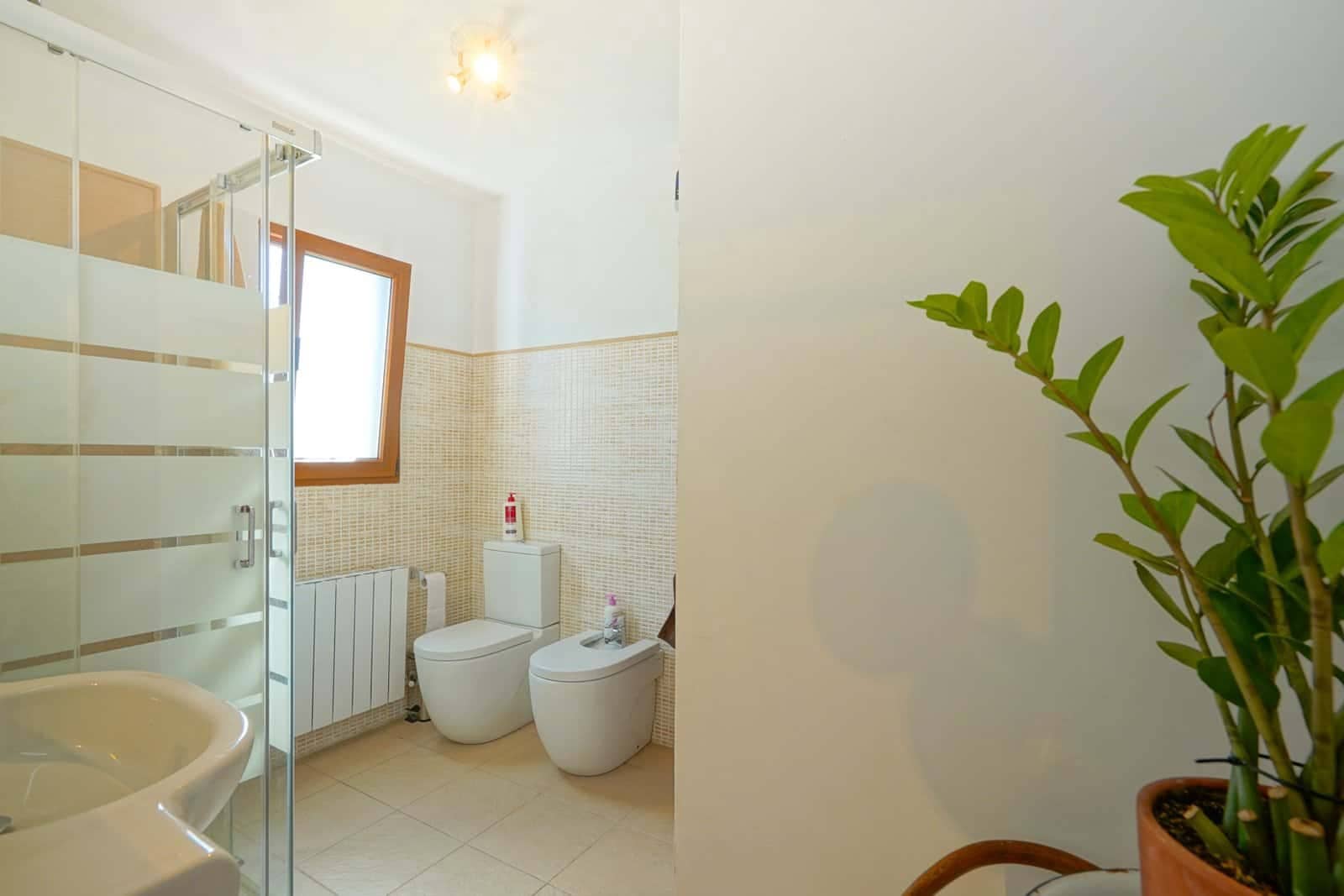 3 sypialnia Willa na sprzedaż w Javea / Xabia z basenem garażem - 1 200 000 € (Ref: 9761151)